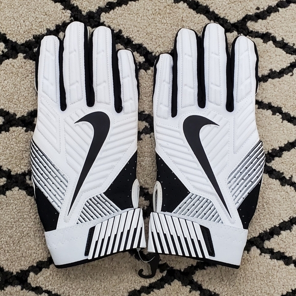 nike d tack 5 lineman gloves